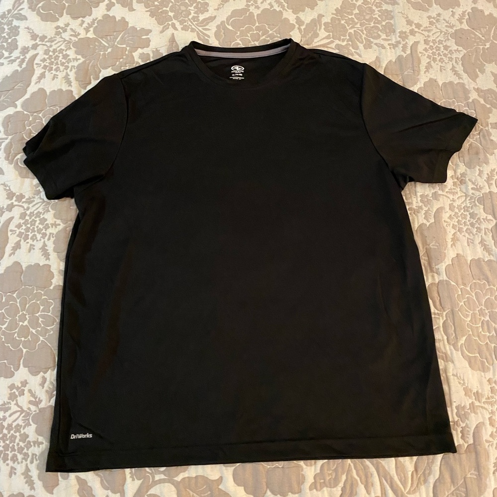 Athletic Works Men’s XL Driworks black T-Shirt anti-wrinkle tech